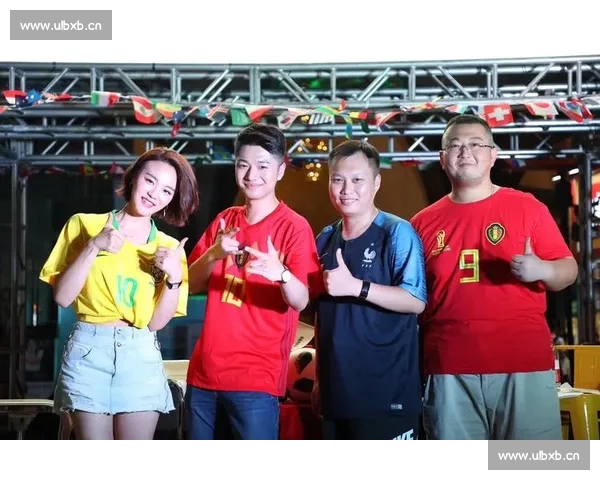 高清足球赛事直播APP下载指南畅享全球赛场精彩即时比分数据分析权威解说 - 副本 (12) - 副本